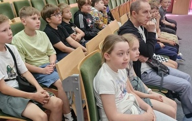 Młodzi odkrywcy z sok&oacute;lskiej &bdquo;Tr&oacute;jki&rdquo; z wizytą na Politechnice Białostockiej! 6