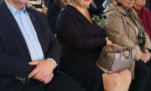 Ewa Kulikowska Burmistrz Sokółki wraz z Dariuszem Żemajduk Radnym Miejskim. 