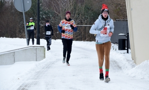 Zawodnicy uczestniczący w Zalew Run. Zdjęcie z OSIR Sokółka 