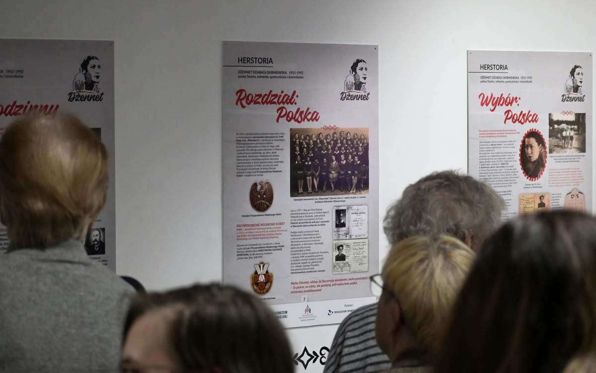 Wystawa w ramach projektu "Z Kobietami patriotkami - Dżennet"