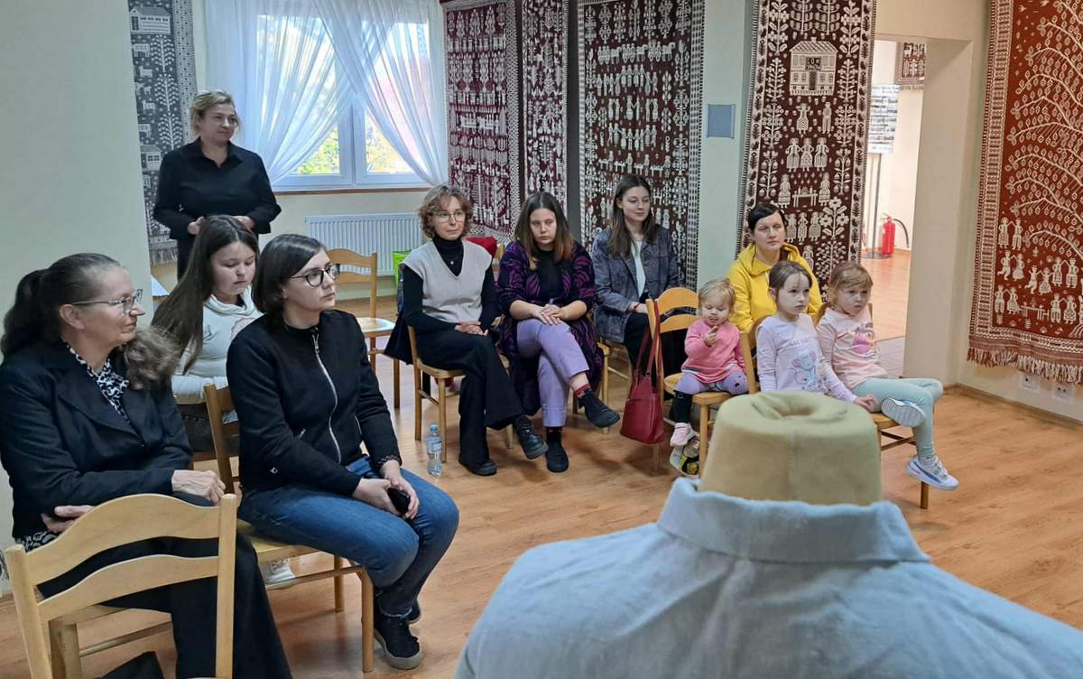 Spotkanie w Gminnym Ośrodku Kultury, Sportu i Turystyki w Janowie