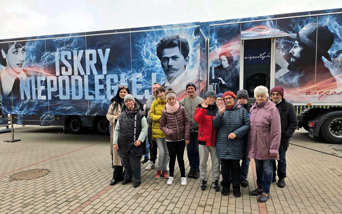 Mobilne widowisko edukacyjne „Iskry Niepodległej”
