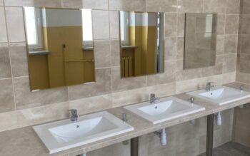 Remont łazienki chłopców w Szkole Podstawowej nr 1 w Sokółce