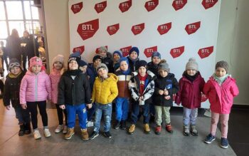 Hocki-klocki na scenie – dzieci poznały magię teatru